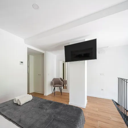Διαμέρισμα New Duplex, 2 Wc, Frente Ciudad De Ciencias Y Artes